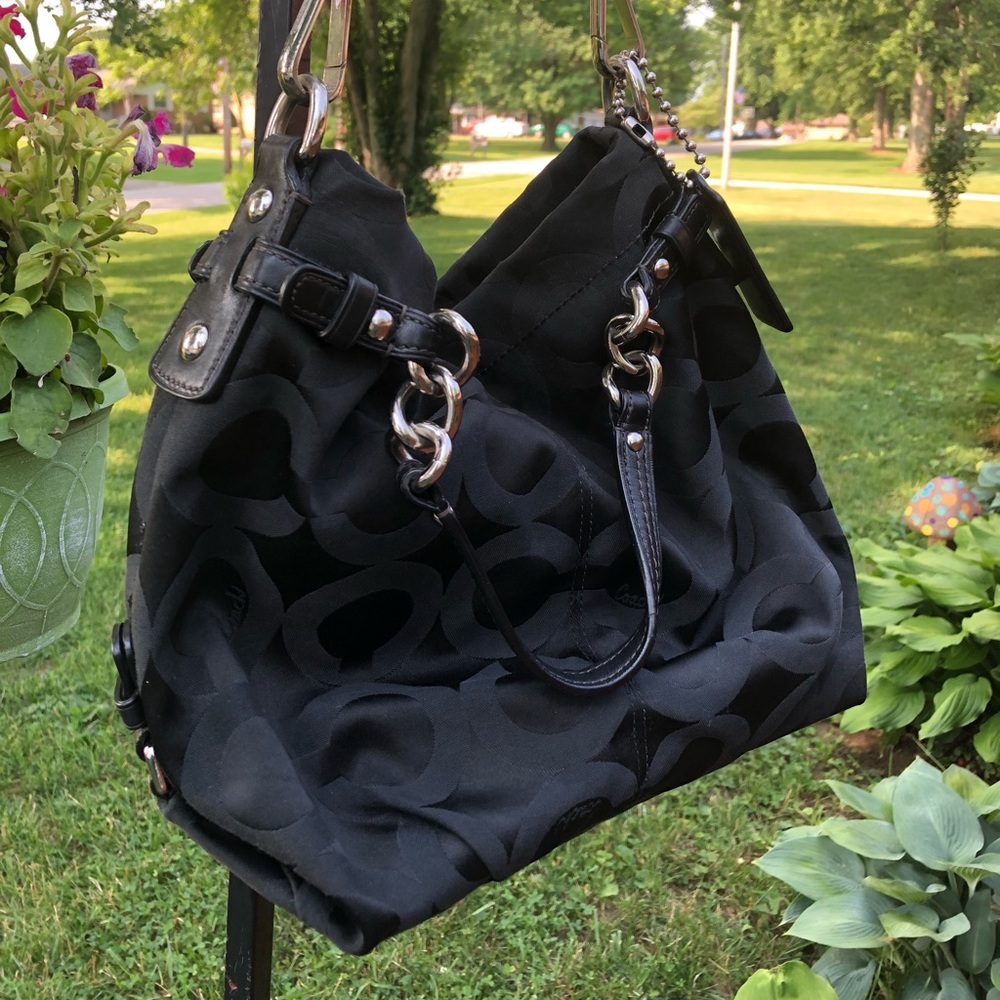 Very nice Coach purse